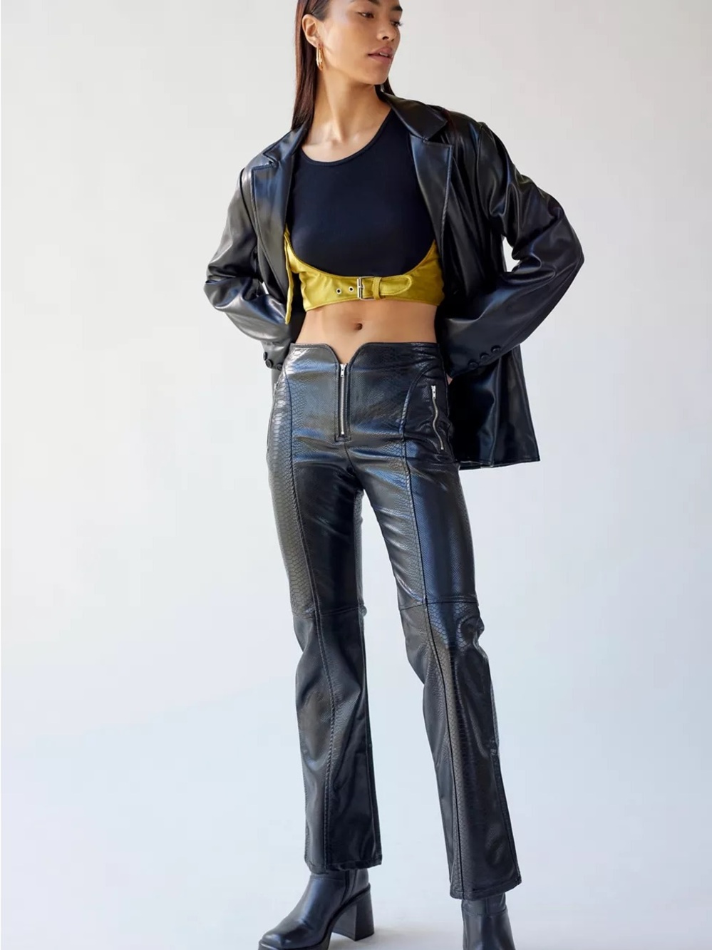 Urban Outfitters Y2K Black Alexa Faux Leather Croc-Embossed Moto Pants Size 4